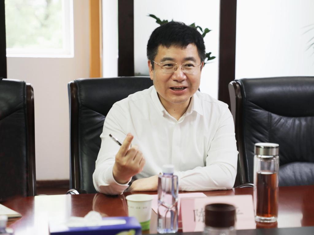 党委书记陈继平到湖北艺术职业学院访企拓岗